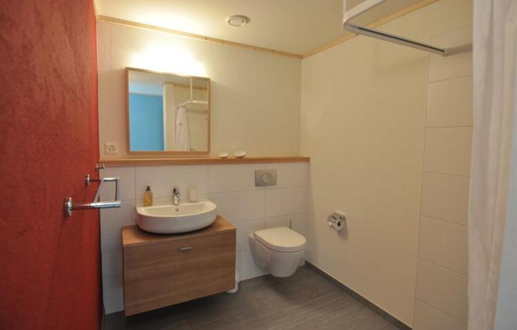 Chasa Paoletta Apartman Ramosch Szoba fotó