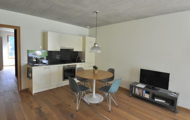 Chasa Paoletta Apartman Ramosch Szoba fotó